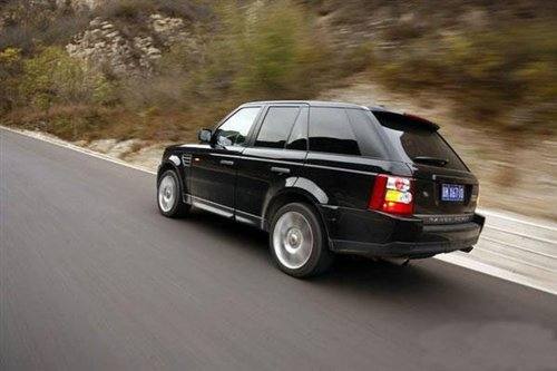 Land Rover Test Drive Range Rover Sport, which is the best at road driving.