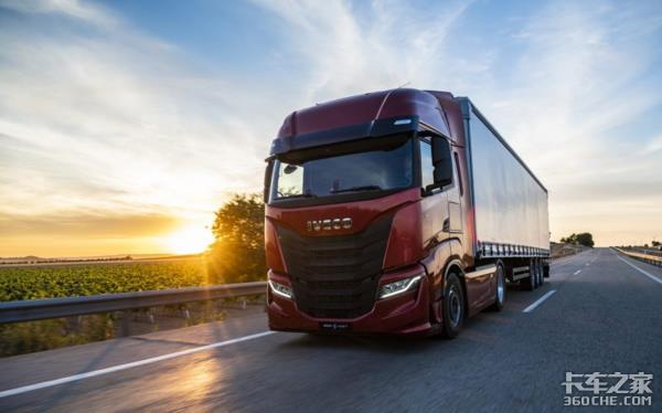 Driver-centric truck, IVECO launches S-way